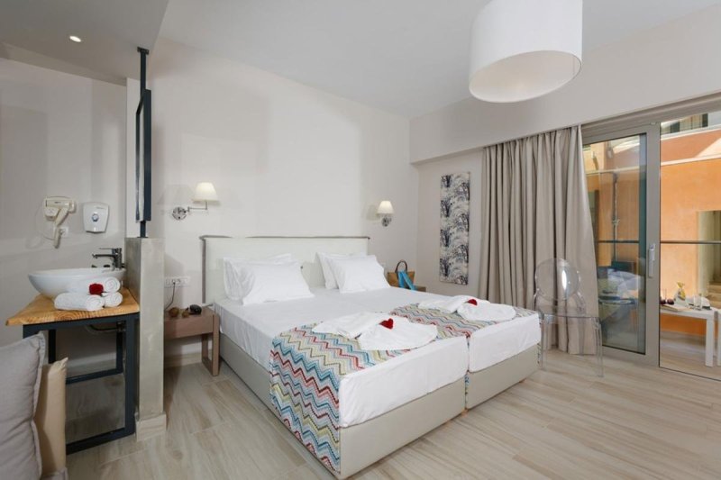 Kréta Hersonissos utazás Palmera Beach Hotel & Spa