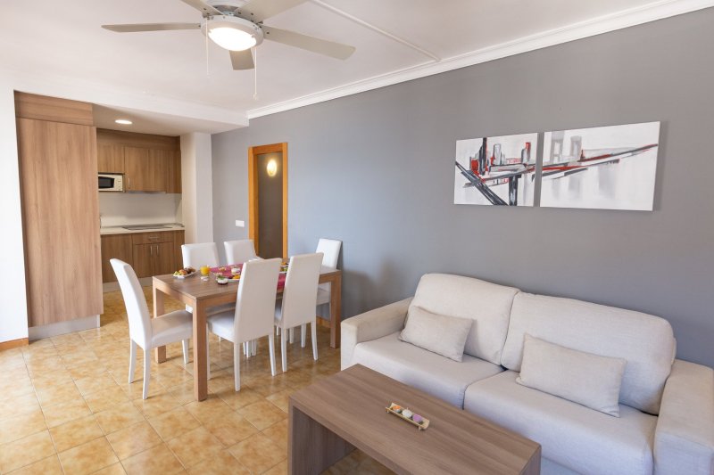 Mallorca Cala Millor utazás R2 Apartamenty Cala Millor