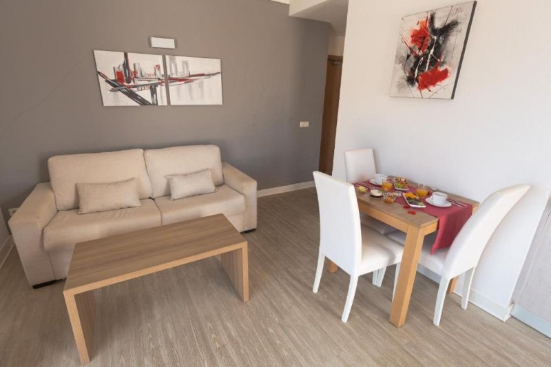 Mallorca Cala Millor utazás R2 Apartamenty Cala Millor