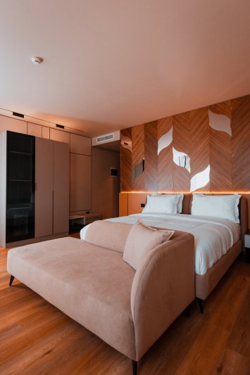 Albánia utazás Royal G Lux Hotel