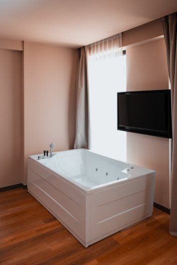 Albánia utazás Royal G Lux Hotel