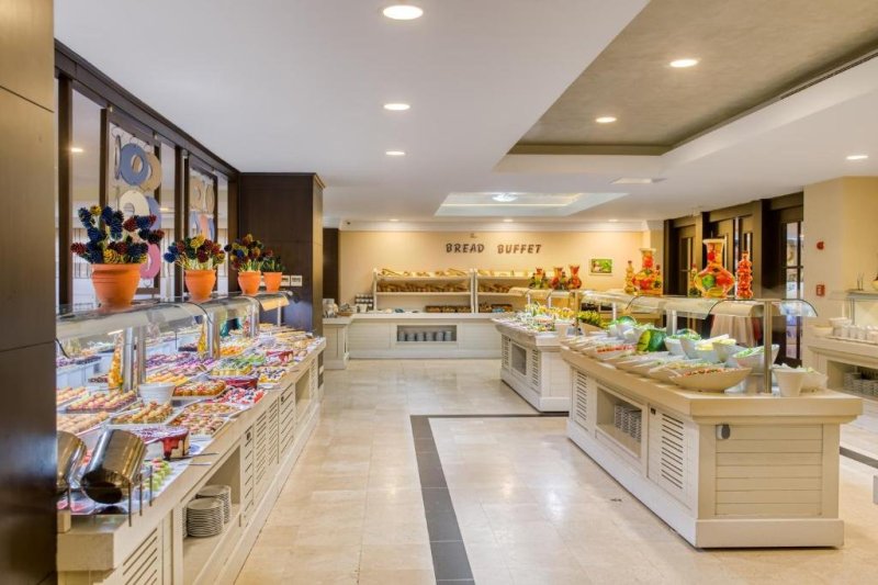 Alanya utazás Sealife Buket Beach and Resort