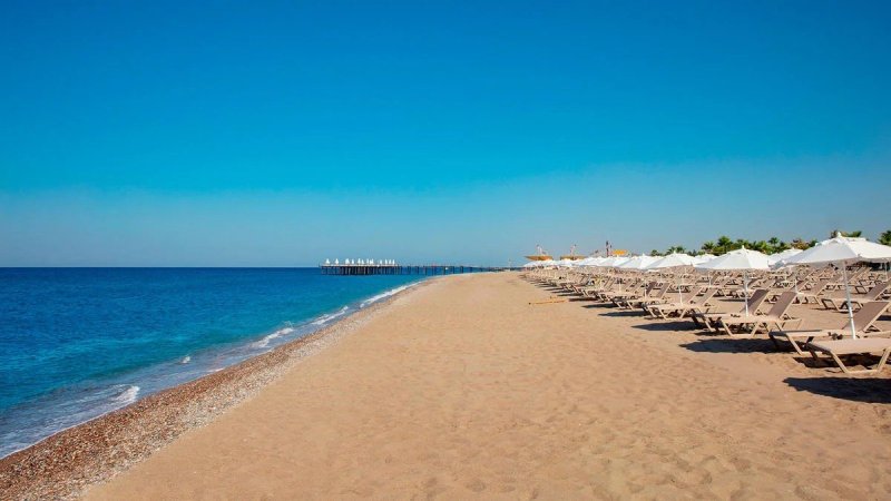Alarcha Resort Side