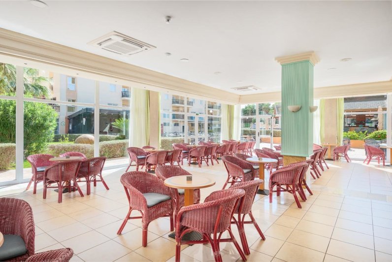 Mallorca utazás Aparthotel Can Picafort Palace