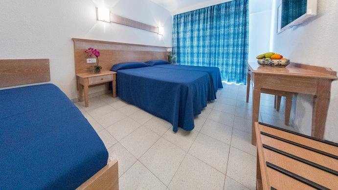 Mallorca utazás Aparthotel Club Cala Romani
