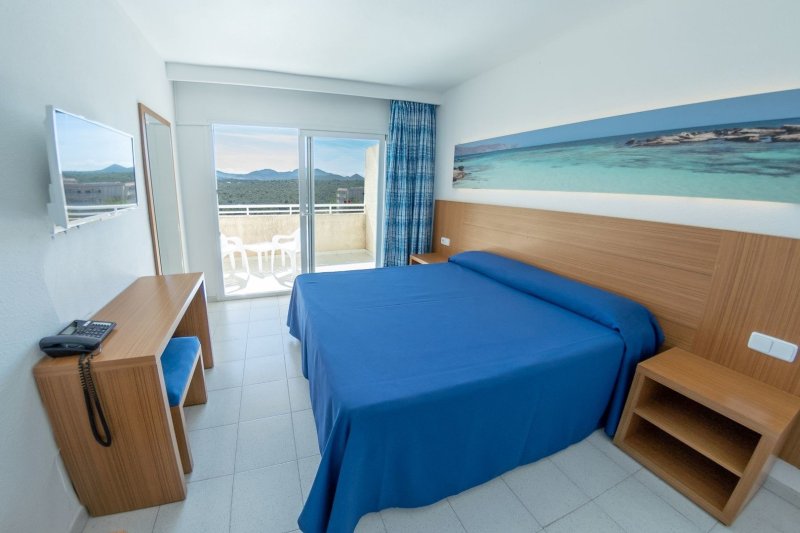 Mallorca utazás Aparthotel Club Cala Romani