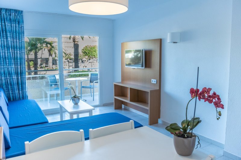 Mallorca utazás Aparthotel Club Cala Romani