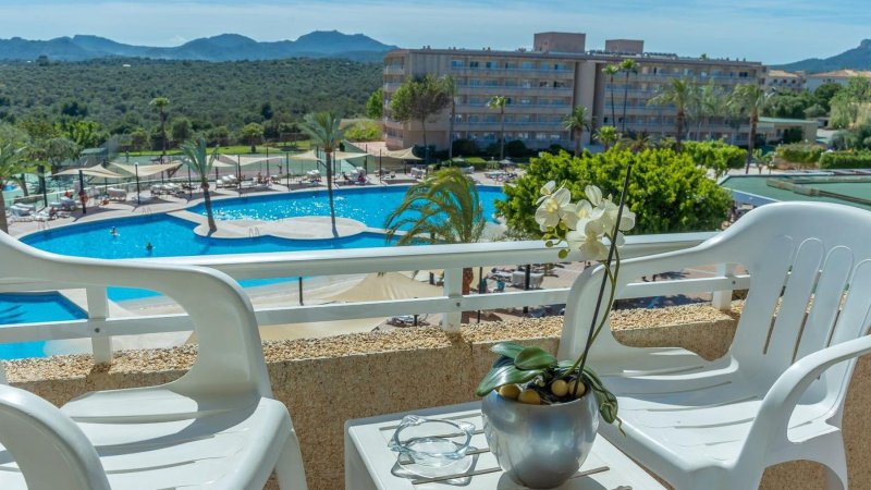 Mallorca utazás Aparthotel Club Cala Romani