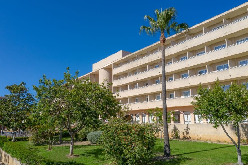 Mallorca utazás Aparthotel Club Cala Romani