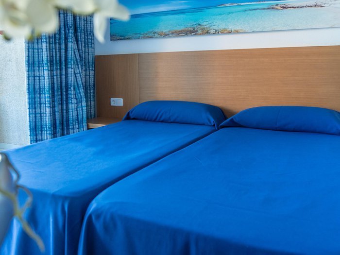 Mallorca utazás Aparthotel Club Cala Romani