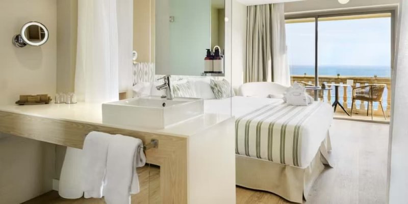 Mallorca Illetas utazás Barcelo Illetas Albatros 17+