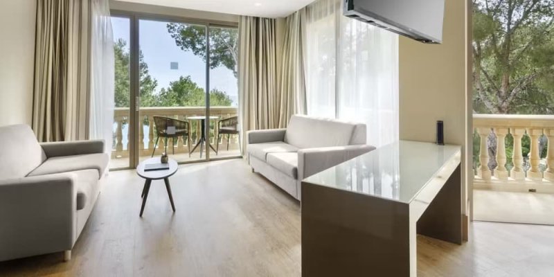 Mallorca Illetas utazás Barcelo Illetas Albatros 17+