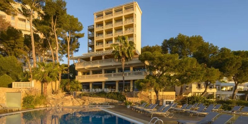 Mallorca Illetas utazás Barcelo Illetas Albatros 17+