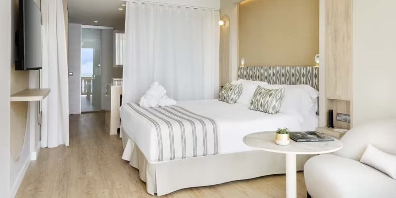 Mallorca Illetas utazás Barcelo Illetas Albatros 17+