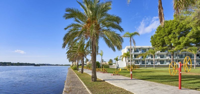 Mallorca utazás Bellevue Club