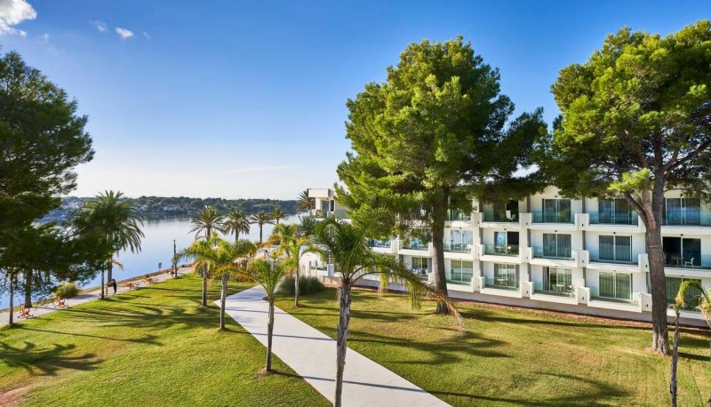 Mallorca utazás Bellevue Club