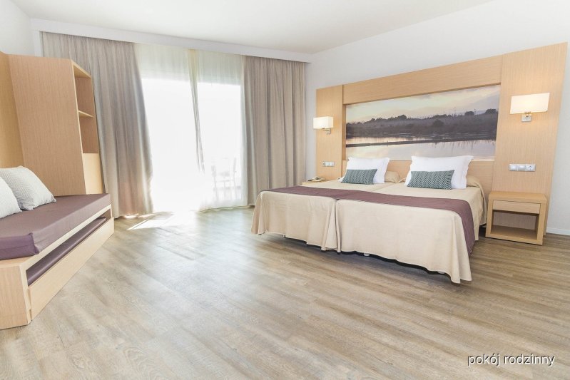 Mallorca utazás Eix Lagotel Holiday Resort