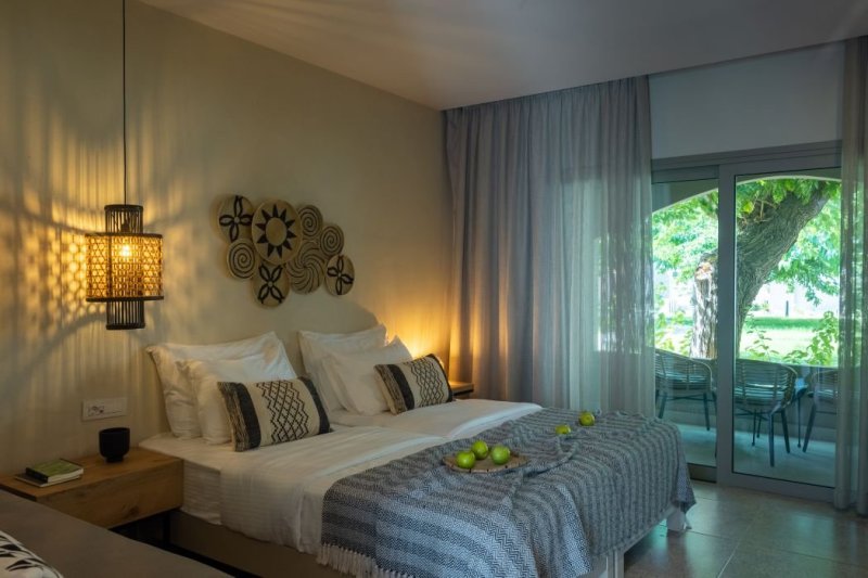 Kréta utazás Eliros Mare Beach Front Poem Hotel