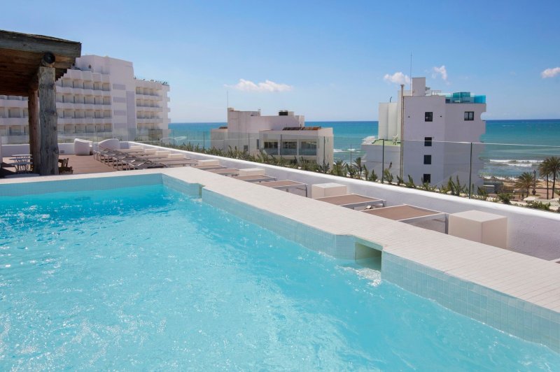 Mallorca utazás HM Balanguera Beach – Adults Only