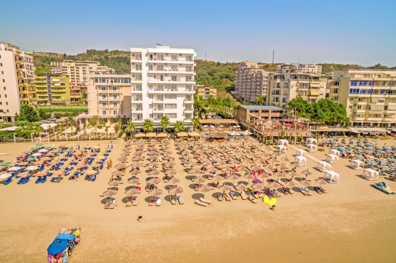 Albánia utazás Hotel Adria Palace (ex. Rinia 2)