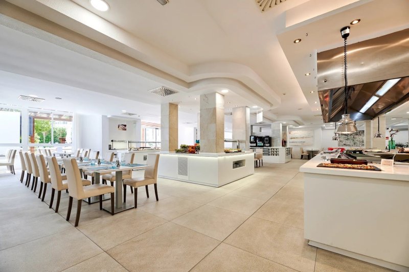 Mallorca Playa de Muro utazás Hotel Aluasun Continental Park