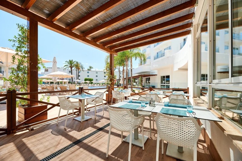 Mallorca Playa de Muro utazás Hotel Aluasun Continental Park