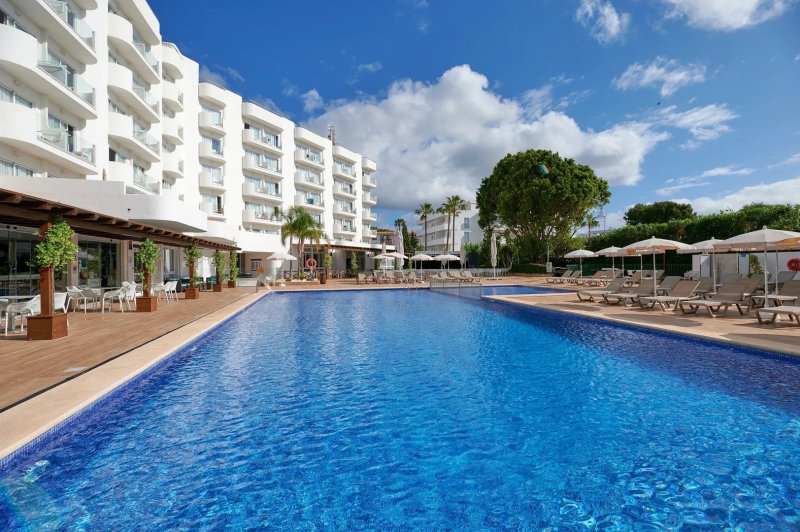 Mallorca Playa de Muro utazás Hotel Aluasun Continental Park