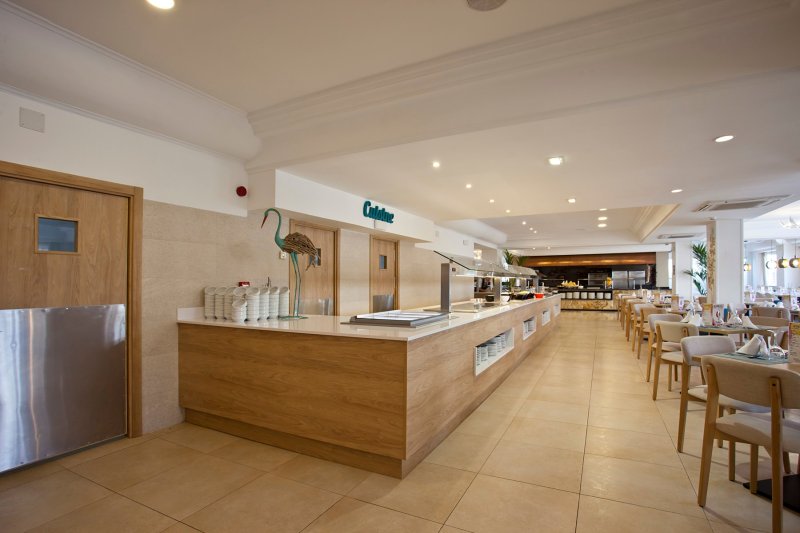 Mallorca utazás Hotel Bahía de Alcudia & Spa