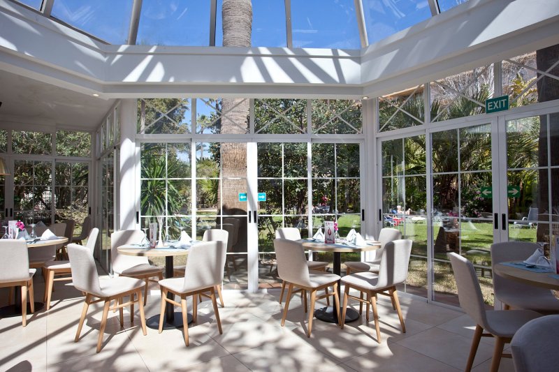 Mallorca utazás Hotel Bahía de Alcudia & Spa