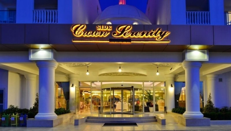 Side utazás Hotel Crown Serenity