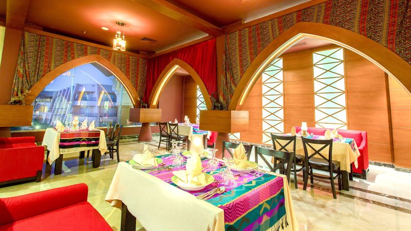 Hurghada utazás Hotel Jasmine Palace Resort & Spa