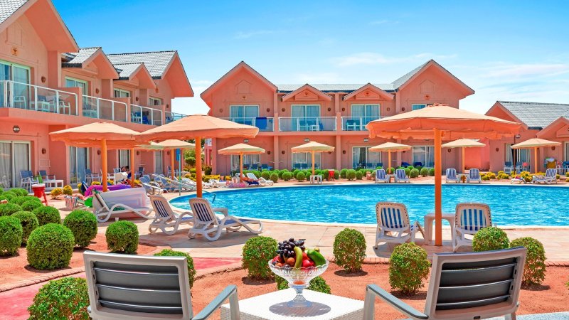 Hurghada utazás Hotel Jungle Aqua Park