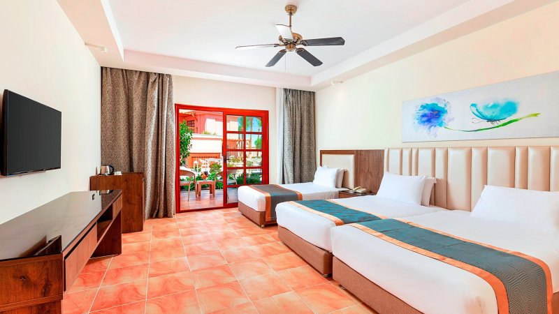 Hurghada utazás Hotel Jungle Aqua Park