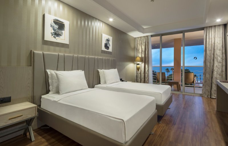 Kemer utazás Hotel Kilikya Palace