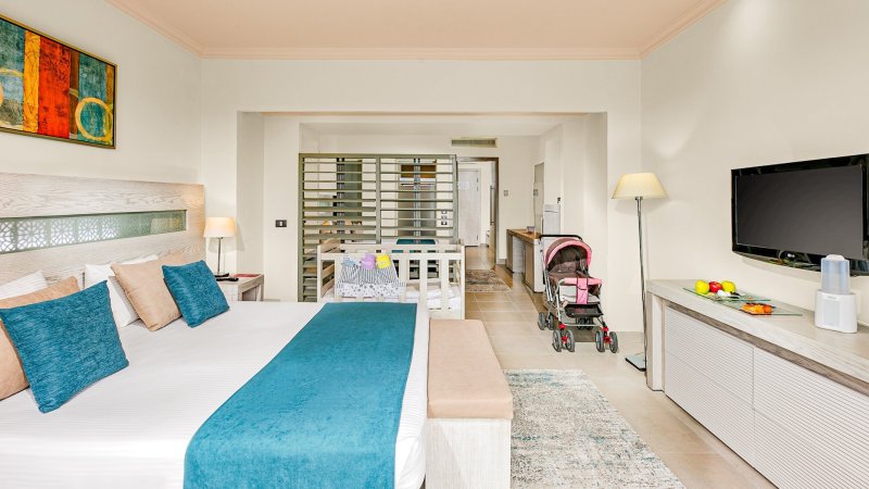 Hurghada utazás Hotel Mövenpick Waterpark Resort & Spa Soma Bay