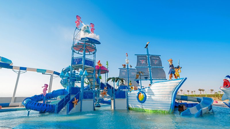Hurghada utazás Hotel Mövenpick Waterpark Resort & Spa Soma Bay