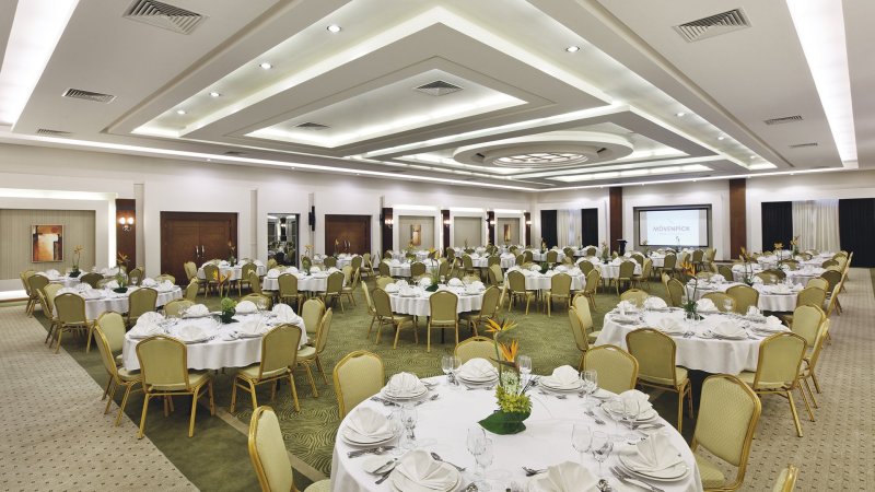 Hurghada utazás Hotel Mövenpick Waterpark Resort & Spa Soma Bay