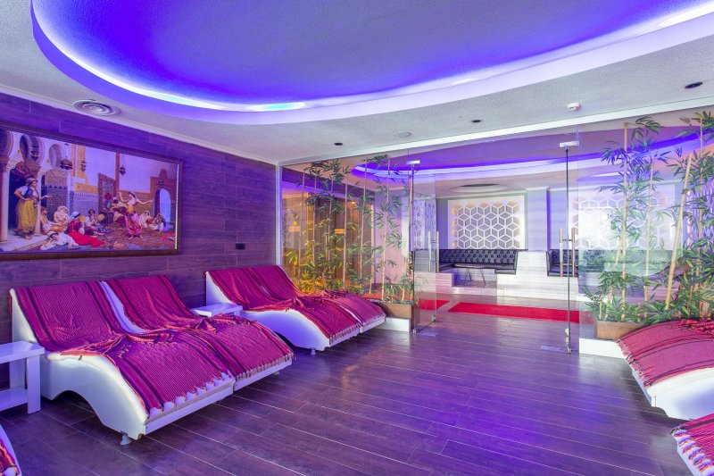 Alanya utazás Hotel Noxinn Deluxe