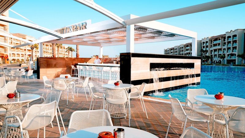 Hurghada utazás Hotel Pickalbatros White Beach Resort