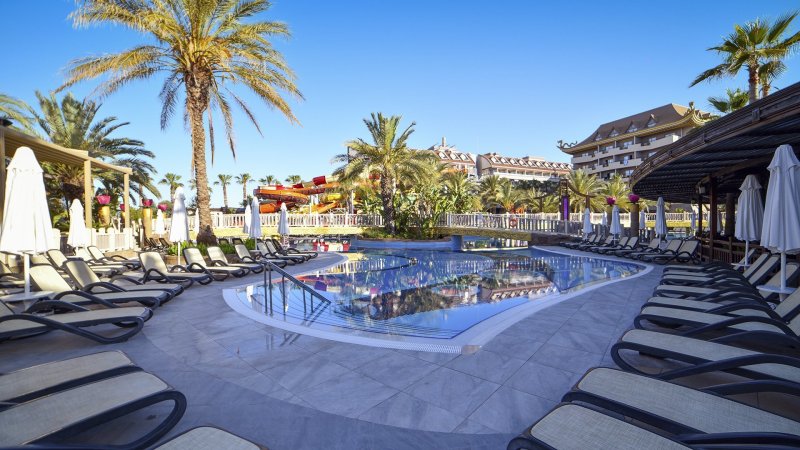 Side utazás Hotel Royal Dragon 