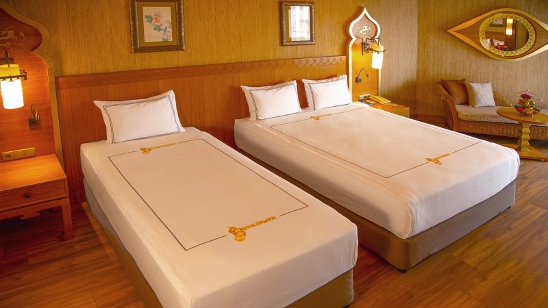 Side utazás Hotel Royal Dragon 