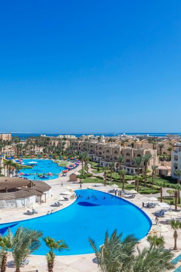 Hurghada utazás Hotel Royal Lagoons Resort & Aquapark