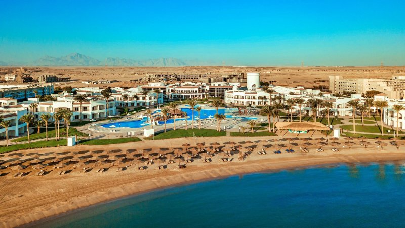 Hurghada utazás Hotel Sunrise Alma Bay