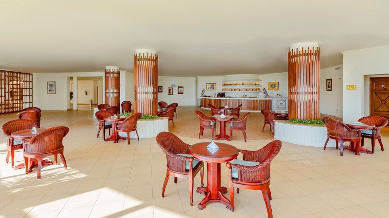 Hurghada utazás Hotel Sunrise Alma Bay