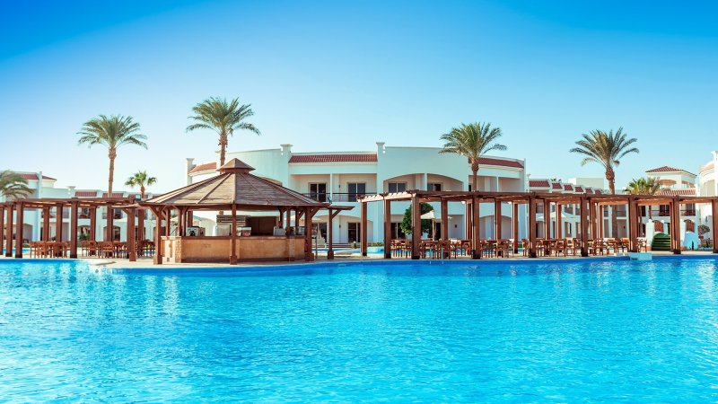 Hurghada utazás Hotel Sunrise Alma Bay