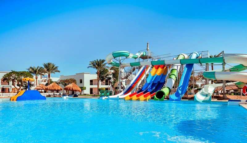 Hurghada utazás Hotel Sunrise Alma Bay