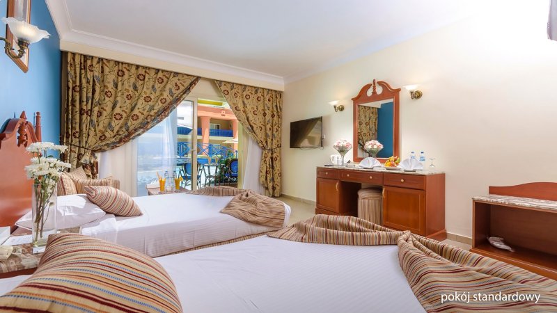 Hurghada utazás Hotel Titanic Beach Spa & Aqua Park