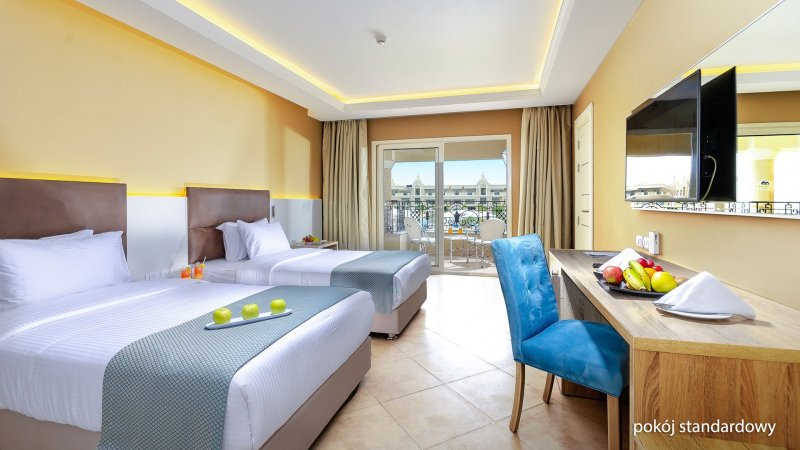 Hurghada utazás Hotel Titanic Royal