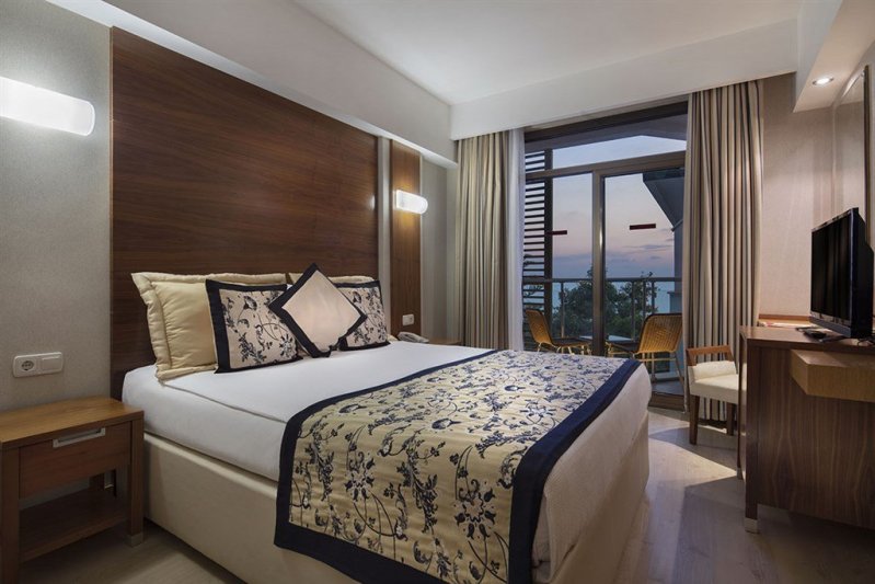 Hotel Trendy Side Beach Side