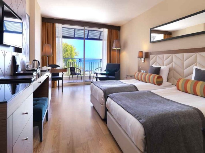 Antalya utazás Imperial Turkiz